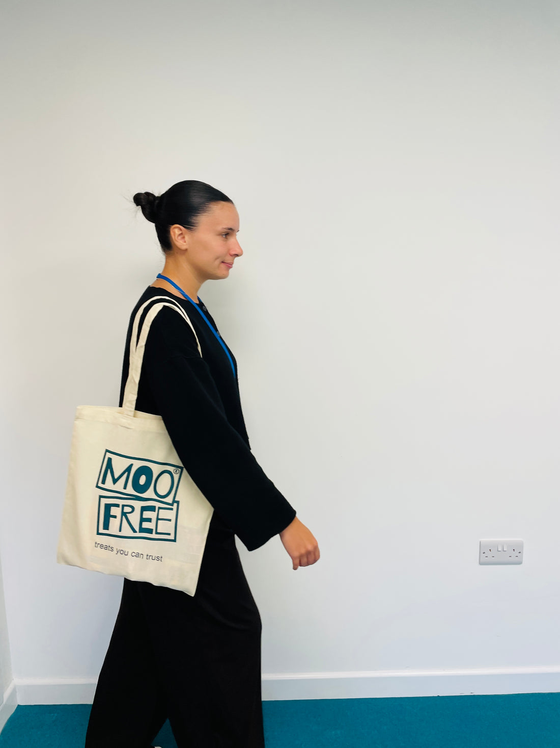 Moo Free Tote Bag