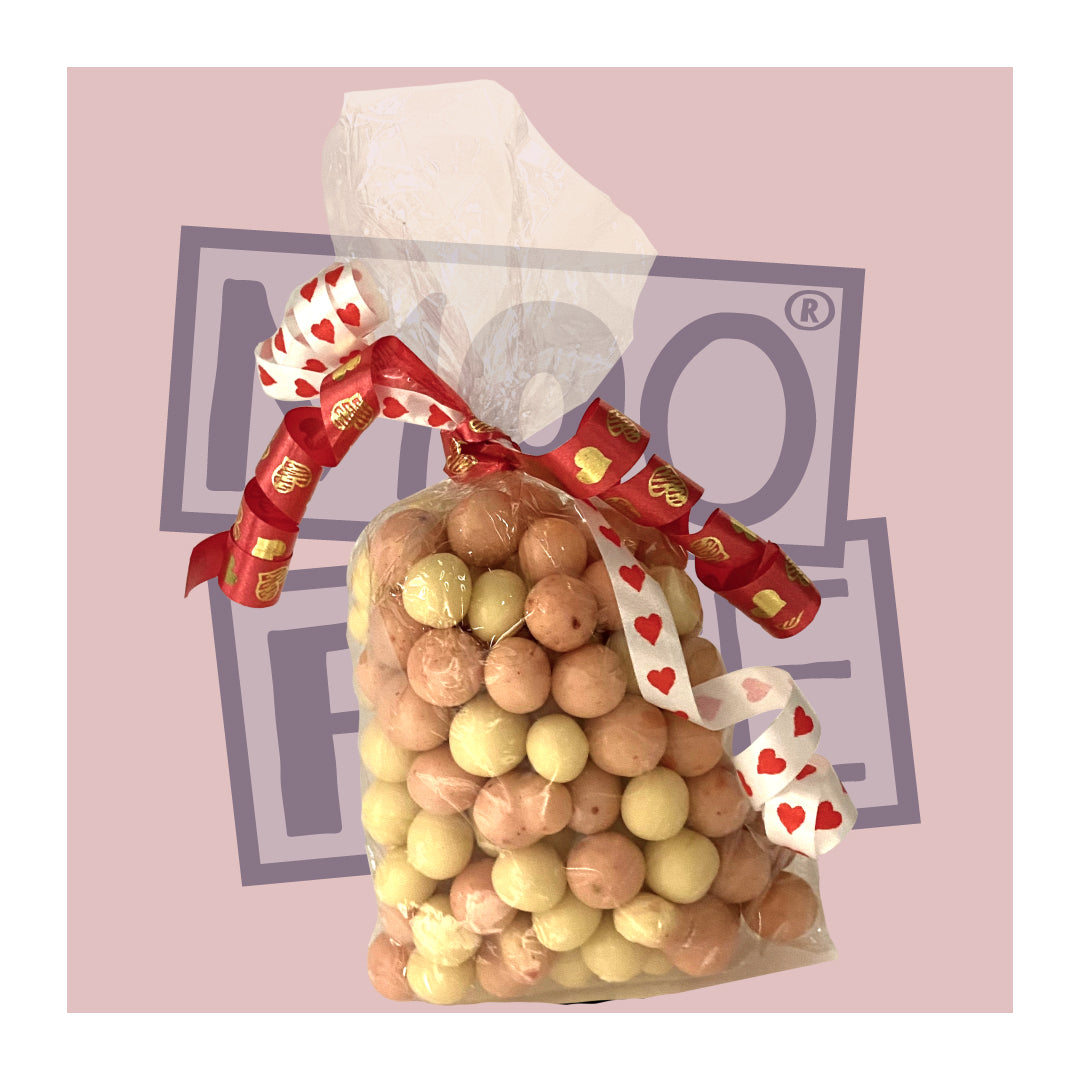 Choccy Rocks: Dairy Free &amp; Vegan Strawberries and Cream Gift Bag (80g)
